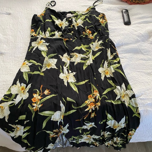 Maxi dress - Picture 1 of 5